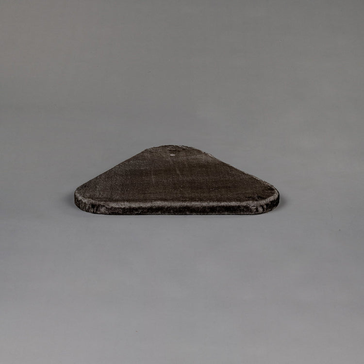 Large, Taupe Lying Area Step Triangular (for 12, 15 or 20 cm poles)