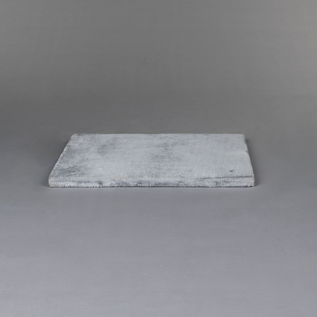 Middle Panel Light Grey, Corner Coon 60 x 50 cm