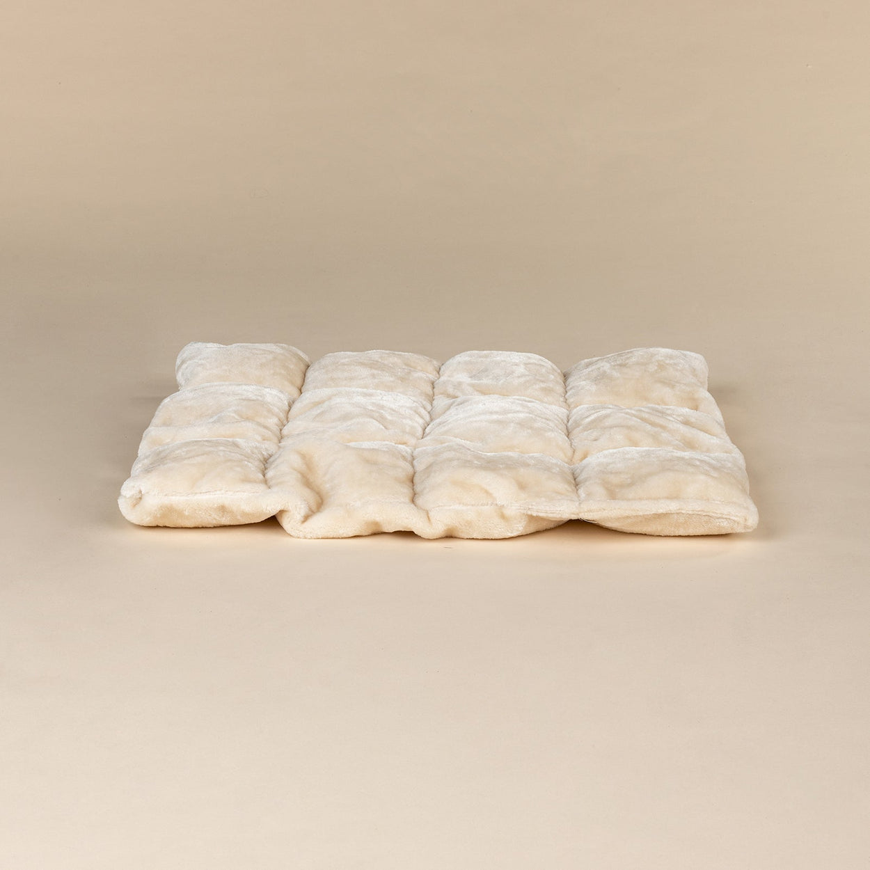 Scratching Barrel Palace Left (Cream)