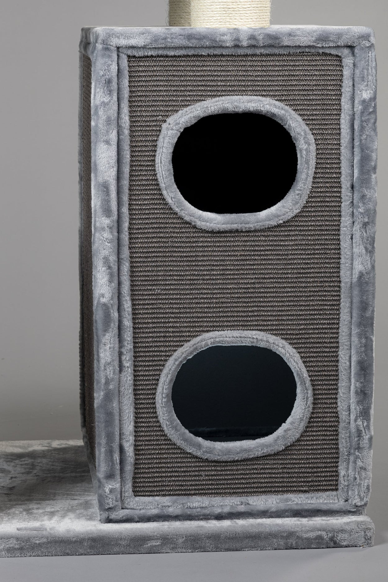 Scratching Barrel Paradise (Light Grey)