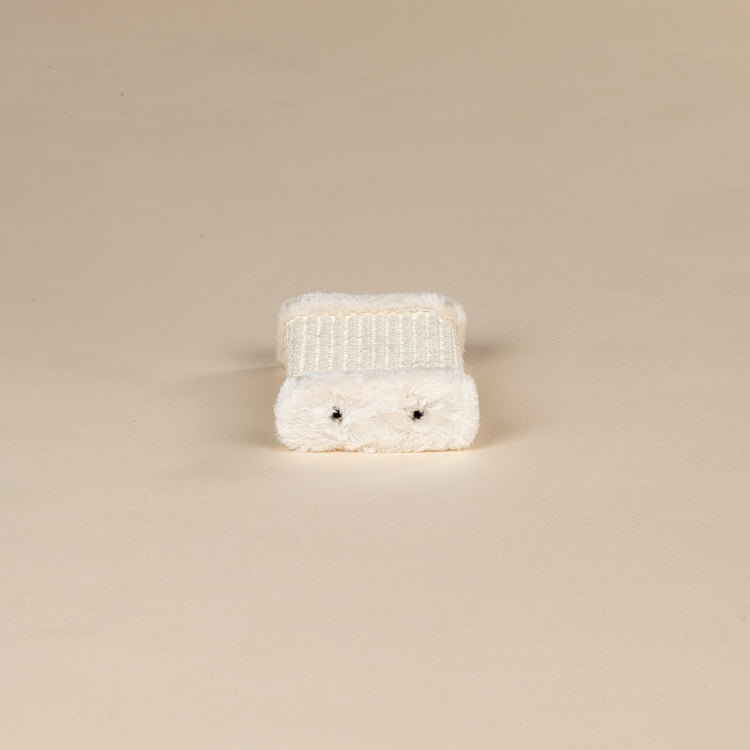 Step Corner Coon Complete Set (Cream)